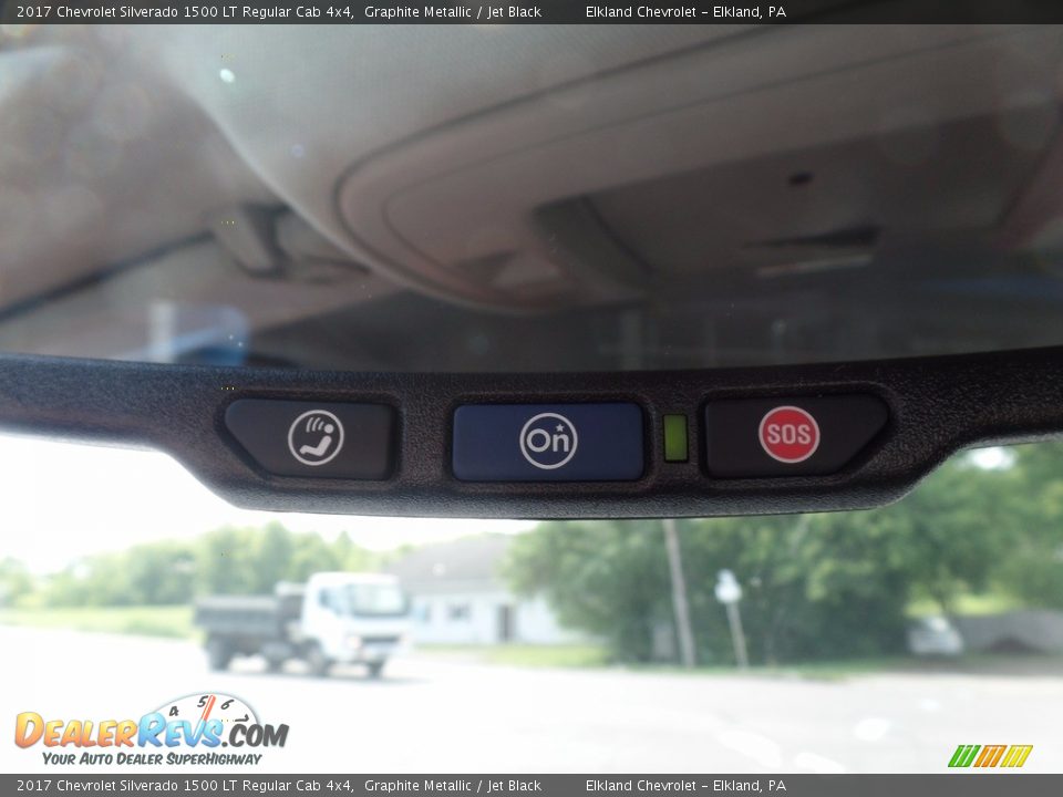 2017 Chevrolet Silverado 1500 LT Regular Cab 4x4 Graphite Metallic / Jet Black Photo #33