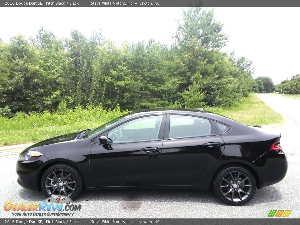 2016 Dodge Dart SE Pitch Black / Black Photo #1