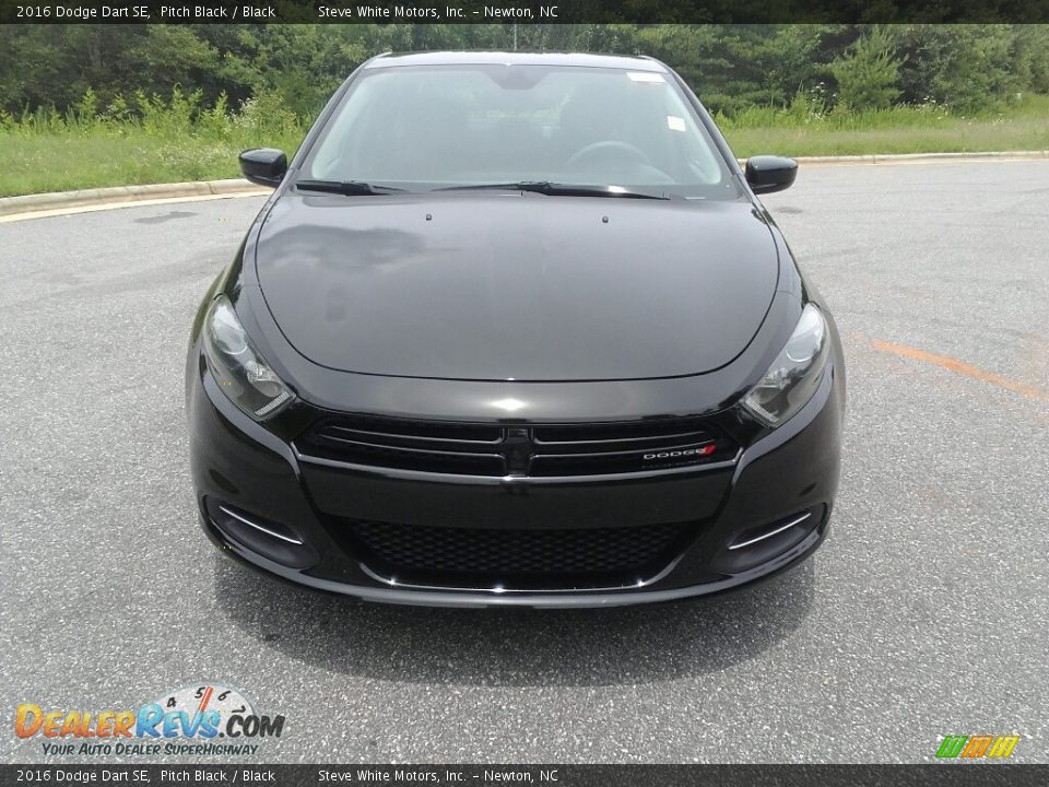 2016 Dodge Dart SE Pitch Black / Black Photo #3