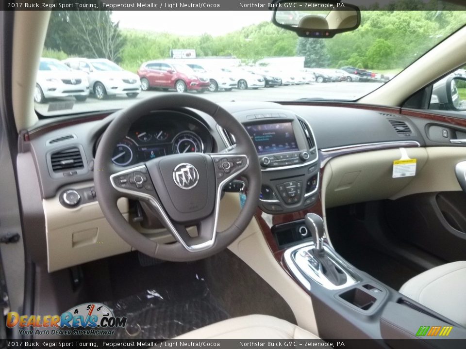 2017 Buick Regal Sport Touring Pepperdust Metallic / Light Neutral/Cocoa Photo #12