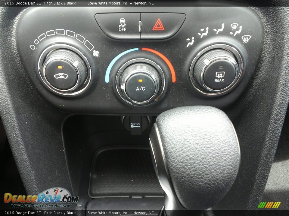 2016 Dodge Dart SE Pitch Black / Black Photo #21