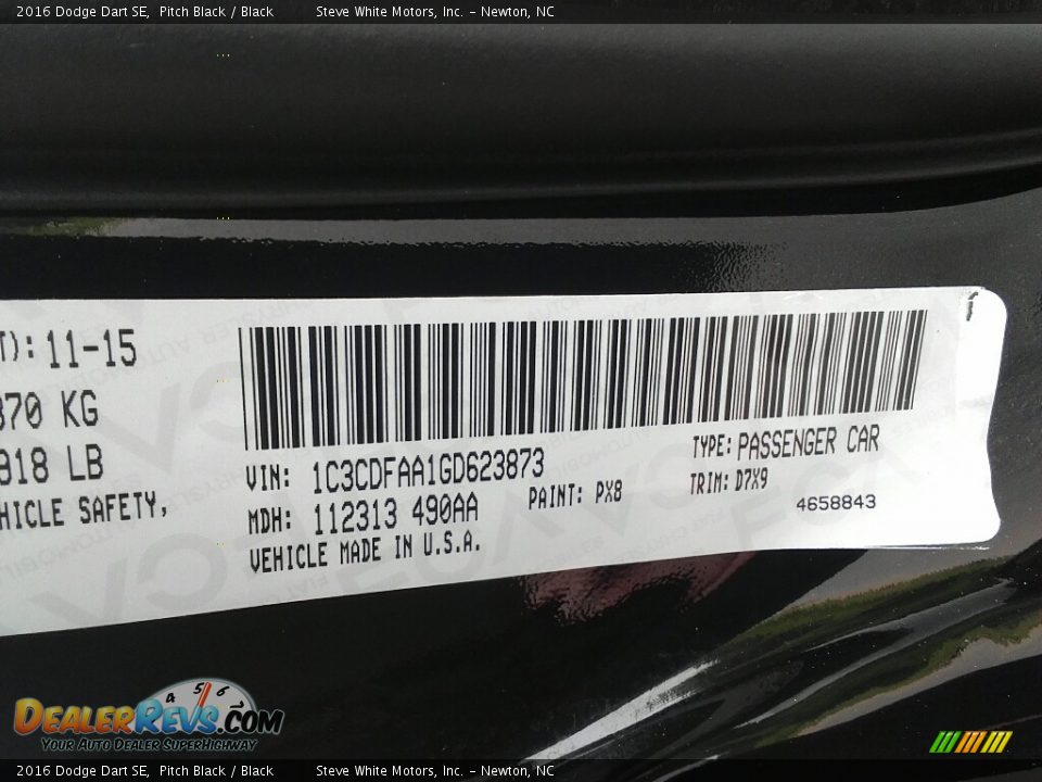 2016 Dodge Dart SE Pitch Black / Black Photo #26