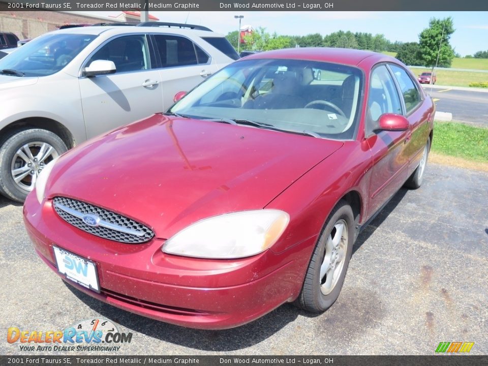 2001 Ford Taurus SE Toreador Red Metallic / Medium Graphite Photo #3