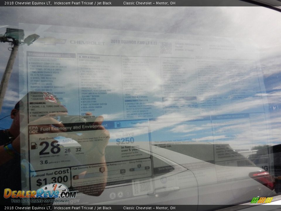 2018 Chevrolet Equinox LT Iridescent Pearl Tricoat / Jet Black Photo #6