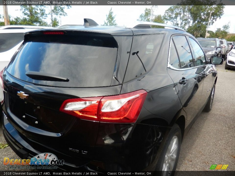 2018 Chevrolet Equinox LT AWD Mosaic Black Metallic / Jet Black Photo #4