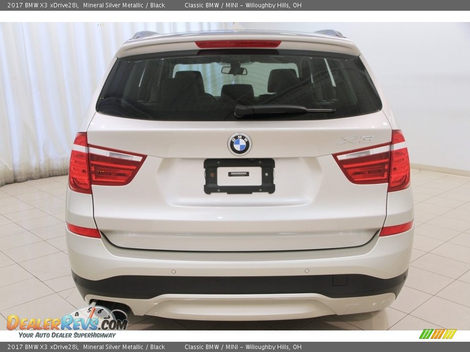 2017 BMW X3 xDrive28i Mineral Silver Metallic / Black Photo #10
