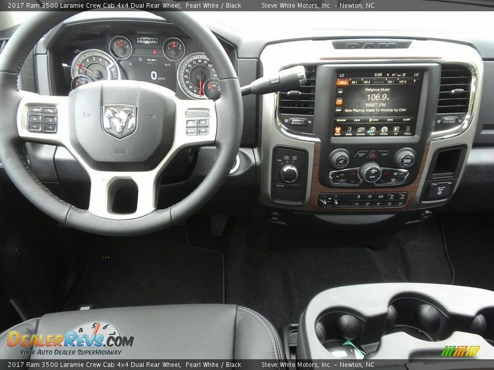 2017 Ram 3500 Laramie Crew Cab 4x4 Dual Rear Wheel Pearl White / Black Photo #18