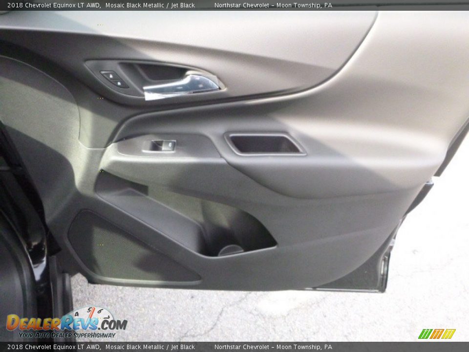 2018 Chevrolet Equinox LT AWD Mosaic Black Metallic / Jet Black Photo #10