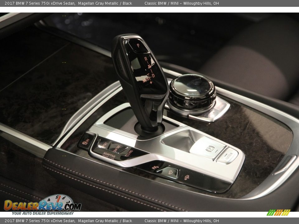 2017 BMW 7 Series 750i xDrive Sedan Shifter Photo #12