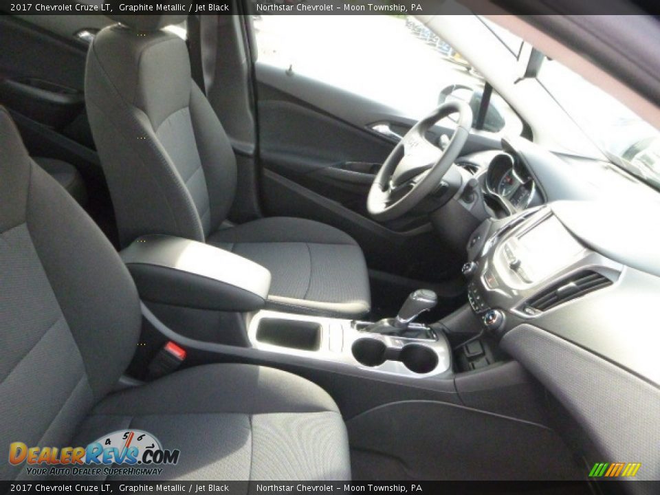 2017 Chevrolet Cruze LT Graphite Metallic / Jet Black Photo #10