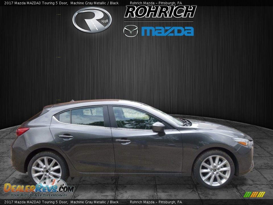 2017 Mazda MAZDA3 Touring 5 Door Machine Gray Metallic / Black Photo #2