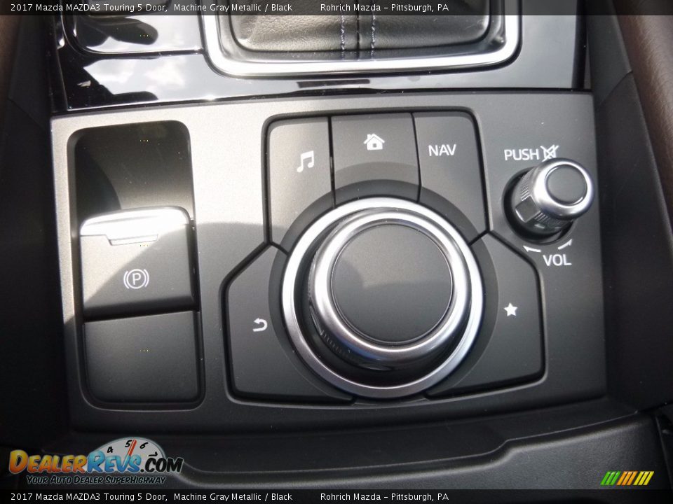 2017 Mazda MAZDA3 Touring 5 Door Machine Gray Metallic / Black Photo #12