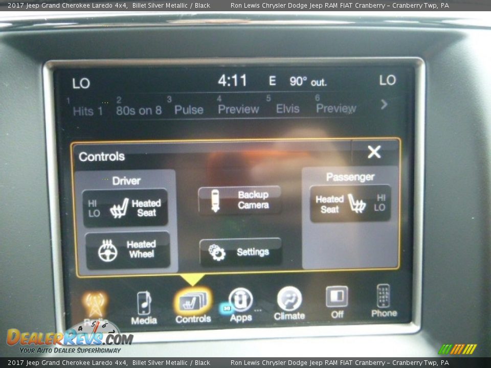 2017 Jeep Grand Cherokee Laredo 4x4 Billet Silver Metallic / Black Photo #16