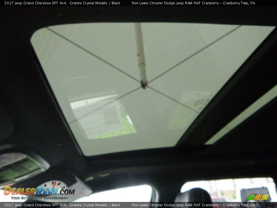 2017 Jeep Grand Cherokee SRT 4x4 Granite Crystal Metallic / Black Photo #16