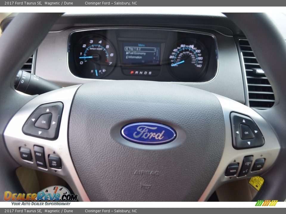 2017 Ford Taurus SE Magnetic / Dune Photo #15