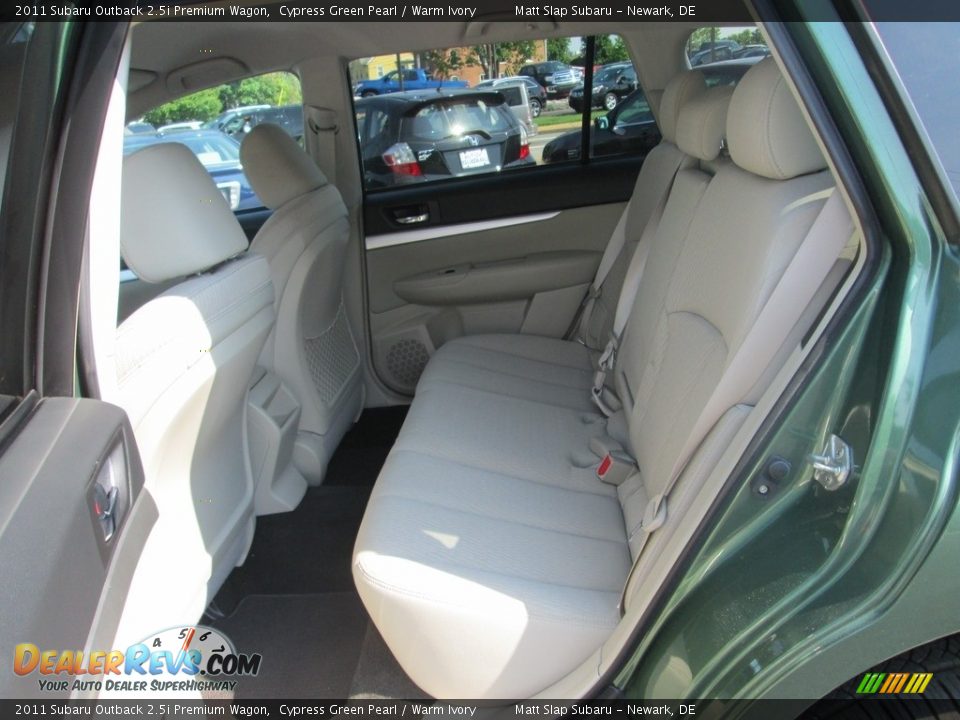 2011 Subaru Outback 2.5i Premium Wagon Cypress Green Pearl / Warm Ivory Photo #20