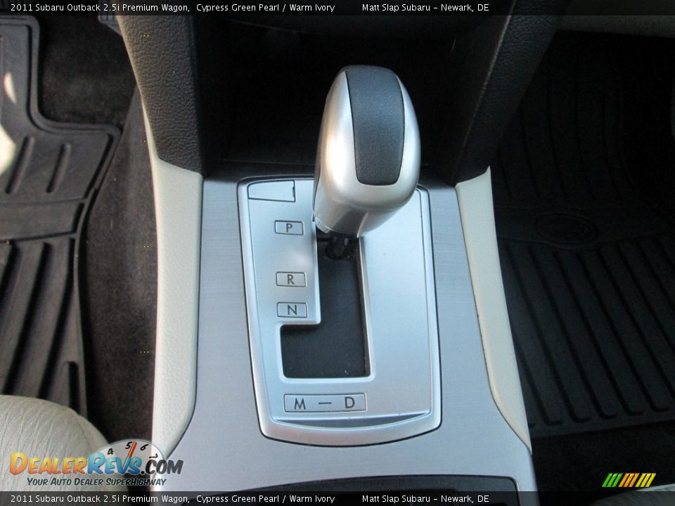 2011 Subaru Outback 2.5i Premium Wagon Cypress Green Pearl / Warm Ivory Photo #25