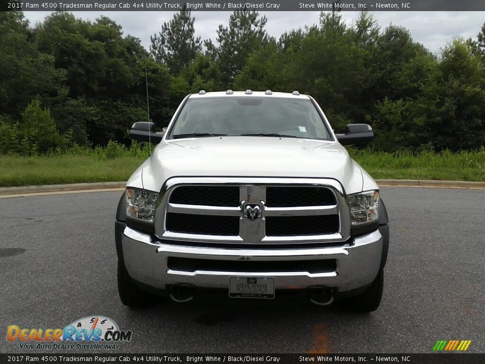 2017 Ram 4500 Tradesman Regular Cab 4x4 Utility Truck Bright White / Black/Diesel Gray Photo #4