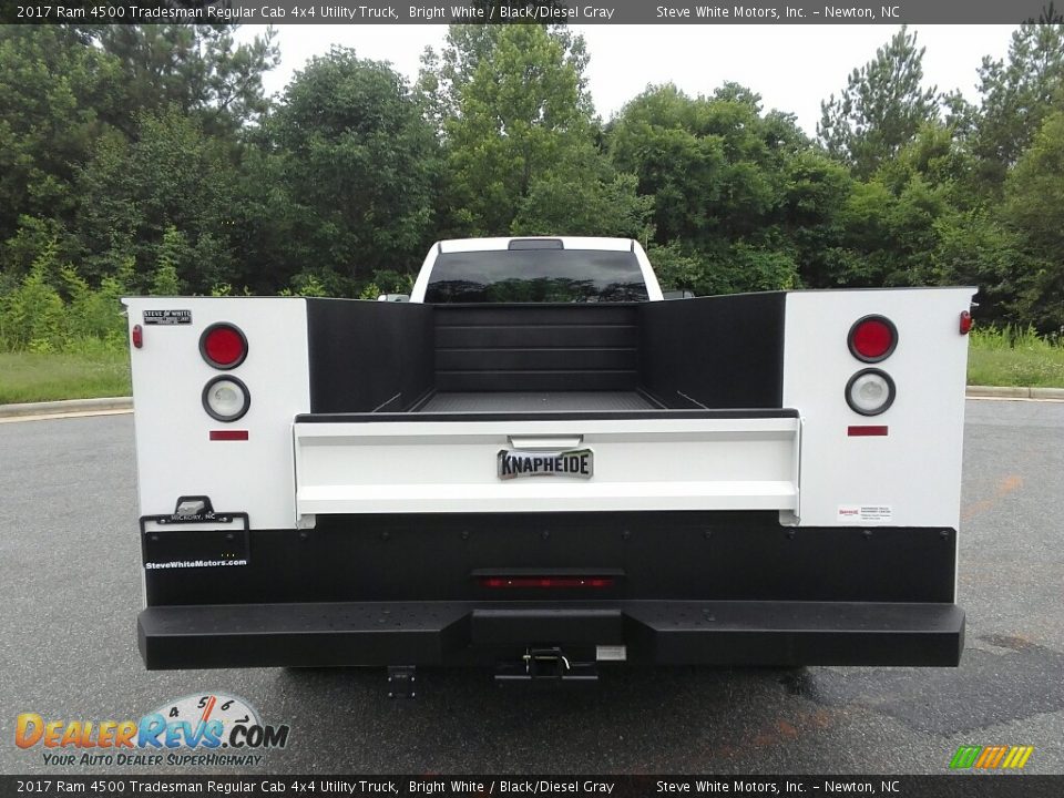 2017 Ram 4500 Tradesman Regular Cab 4x4 Utility Truck Bright White / Black/Diesel Gray Photo #9