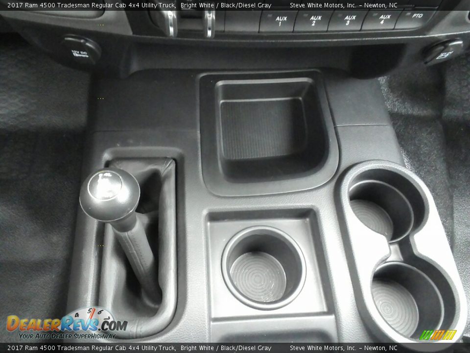 2017 Ram 4500 Tradesman Regular Cab 4x4 Utility Truck Bright White / Black/Diesel Gray Photo #19