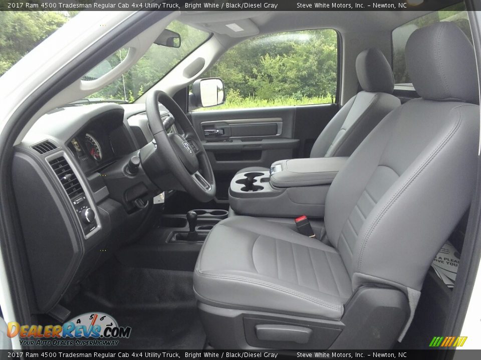2017 Ram 4500 Tradesman Regular Cab 4x4 Utility Truck Bright White / Black/Diesel Gray Photo #22