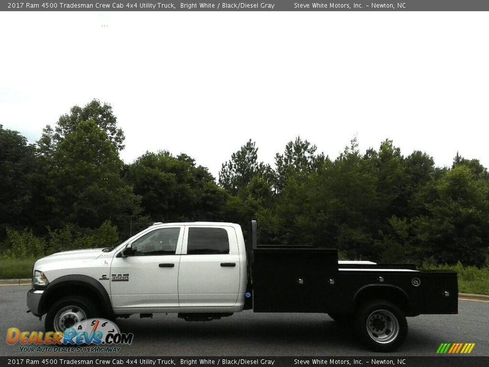 2017 Ram 4500 Tradesman Crew Cab 4x4 Utility Truck Bright White / Black/Diesel Gray Photo #1