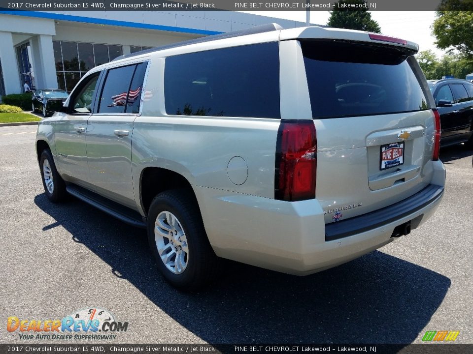 2017 Chevrolet Suburban LS 4WD Champagne Silver Metallic / Jet Black Photo #4