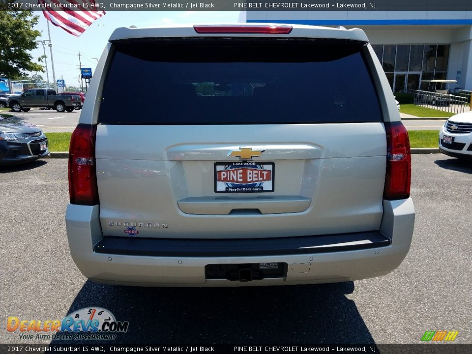 2017 Chevrolet Suburban LS 4WD Champagne Silver Metallic / Jet Black Photo #5