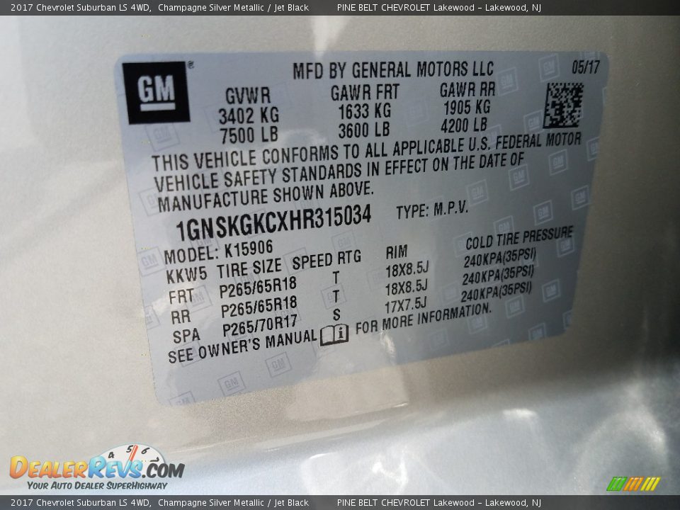 2017 Chevrolet Suburban LS 4WD Champagne Silver Metallic / Jet Black Photo #9