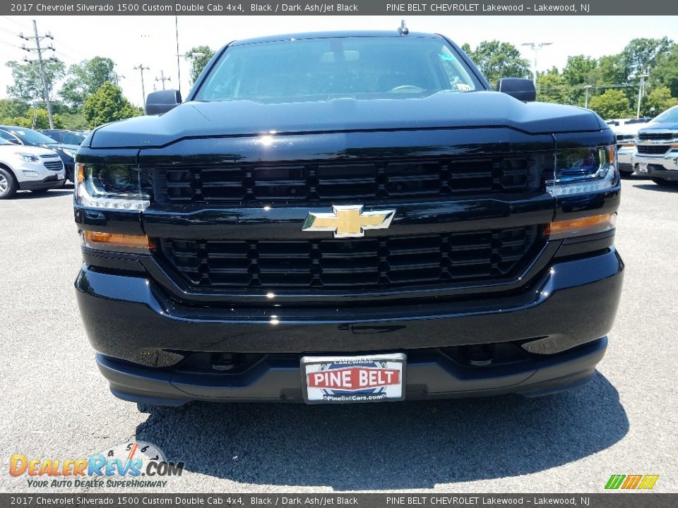 2017 Chevrolet Silverado 1500 Custom Double Cab 4x4 Black / Dark Ash/Jet Black Photo #2