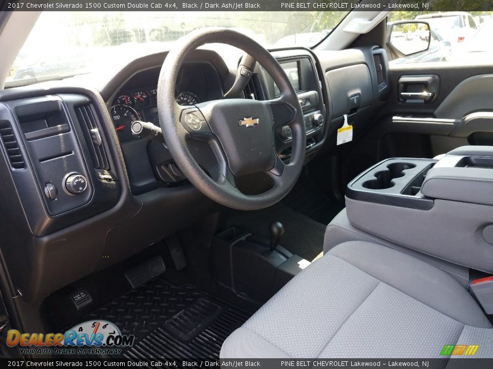 2017 Chevrolet Silverado 1500 Custom Double Cab 4x4 Black / Dark Ash/Jet Black Photo #7