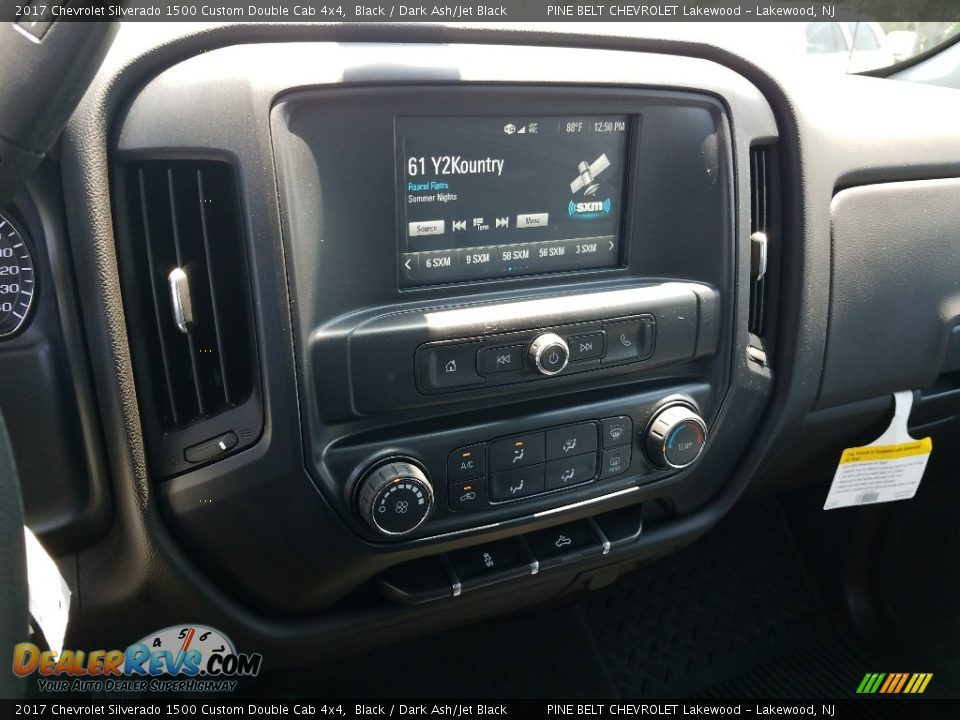 2017 Chevrolet Silverado 1500 Custom Double Cab 4x4 Black / Dark Ash/Jet Black Photo #9