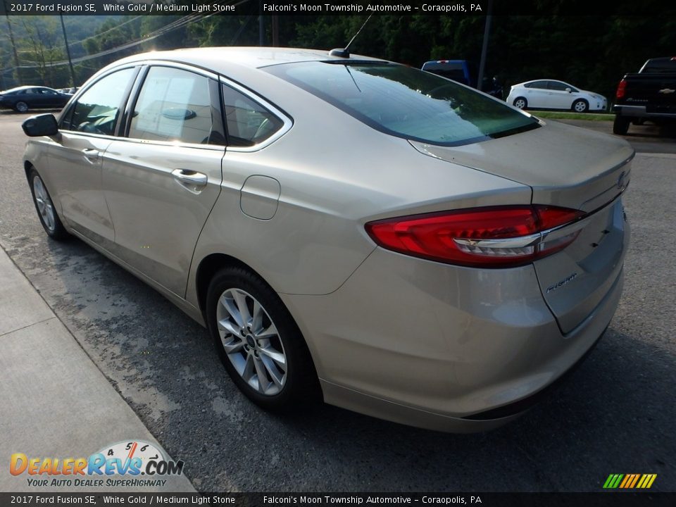 2017 Ford Fusion SE White Gold / Medium Light Stone Photo #5