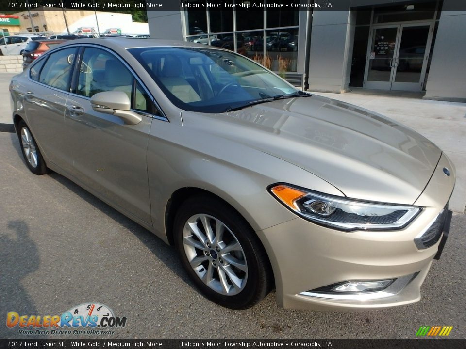 2017 Ford Fusion SE White Gold / Medium Light Stone Photo #9