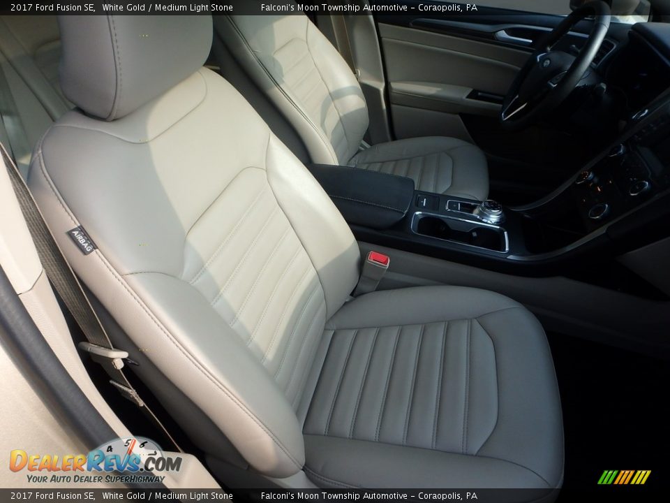 2017 Ford Fusion SE White Gold / Medium Light Stone Photo #11