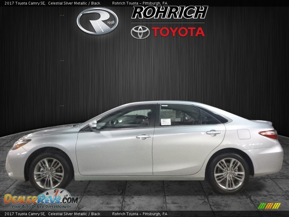 2017 Toyota Camry SE Celestial Silver Metallic / Black Photo #3