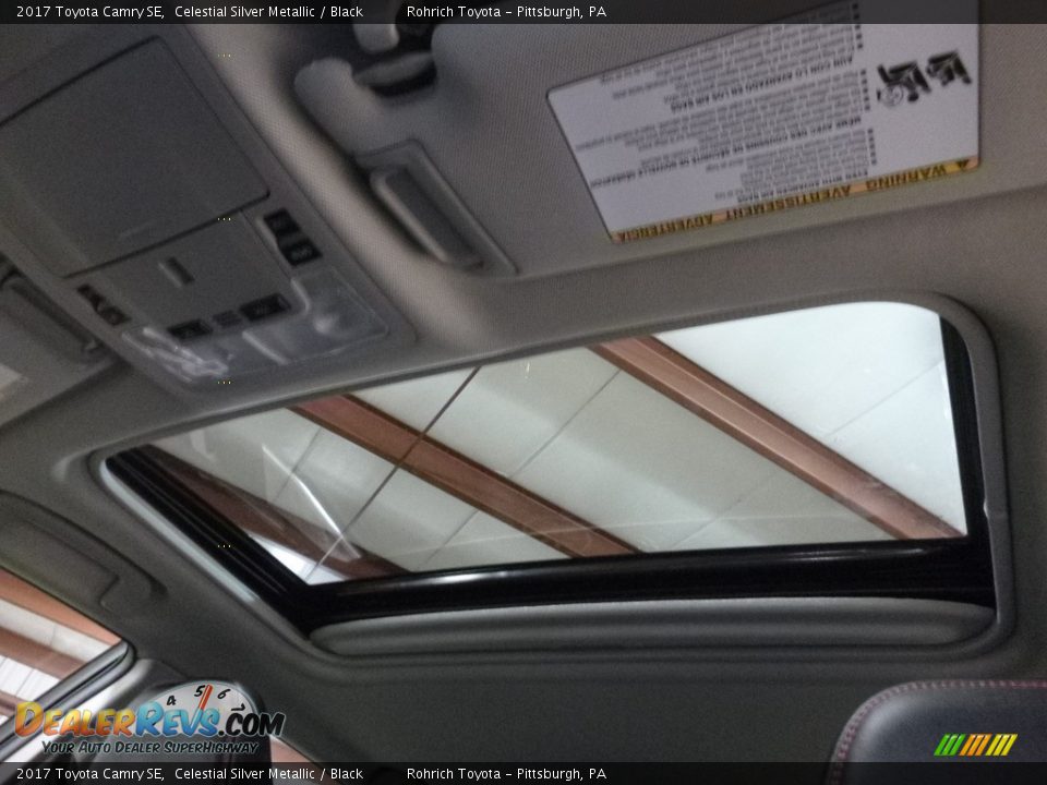 2017 Toyota Camry SE Celestial Silver Metallic / Black Photo #11