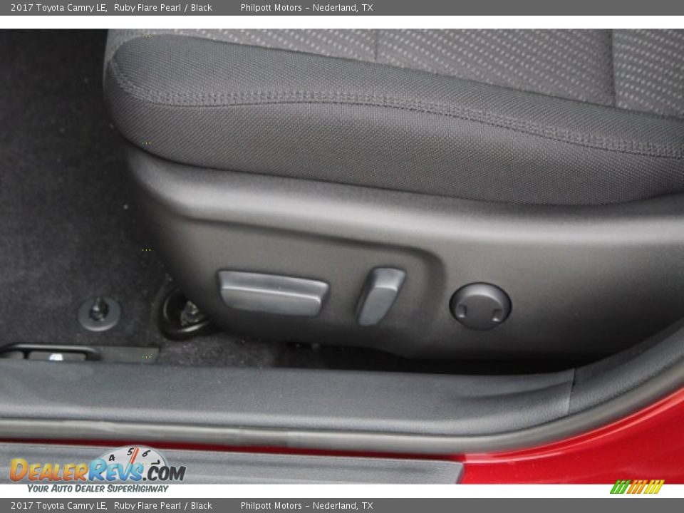 2017 Toyota Camry LE Ruby Flare Pearl / Black Photo #10