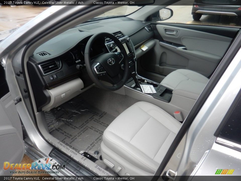 2017 Toyota Camry XLE Celestial Silver Metallic / Ash Photo #3