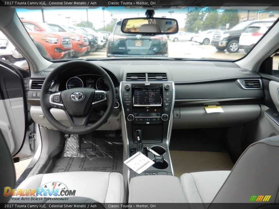 2017 Toyota Camry XLE Celestial Silver Metallic / Ash Photo #4