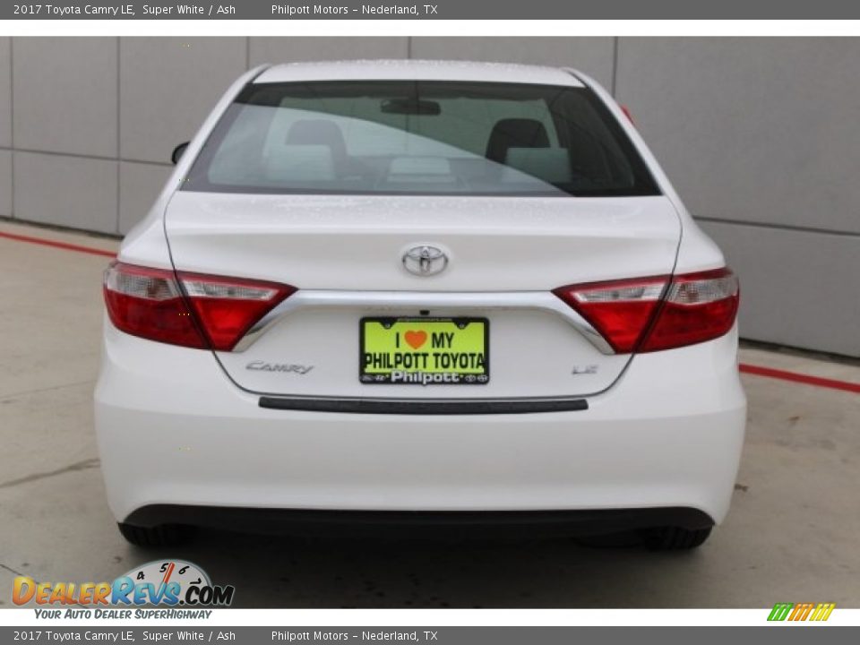 2017 Toyota Camry LE Super White / Ash Photo #6