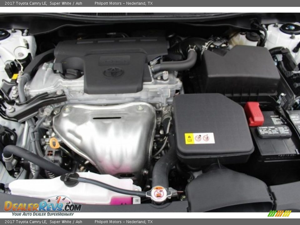 2017 Toyota Camry LE Super White / Ash Photo #24