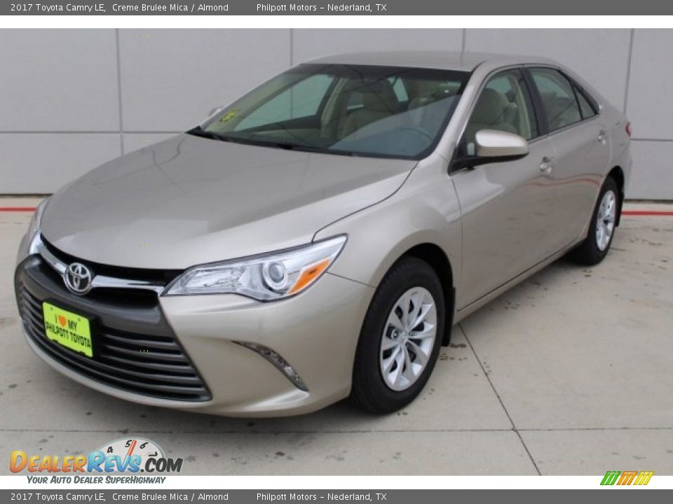 2017 Toyota Camry LE Creme Brulee Mica / Almond Photo #3