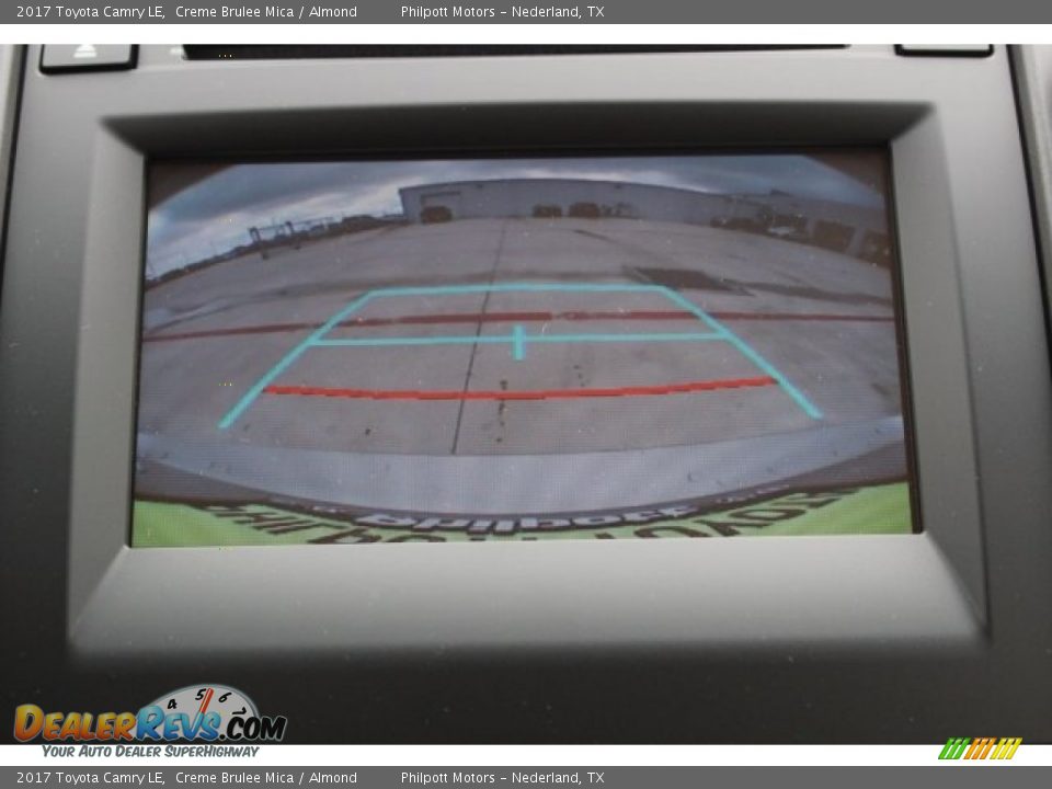 2017 Toyota Camry LE Creme Brulee Mica / Almond Photo #10