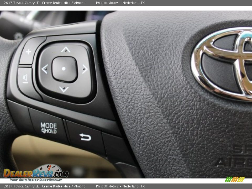 2017 Toyota Camry LE Creme Brulee Mica / Almond Photo #15