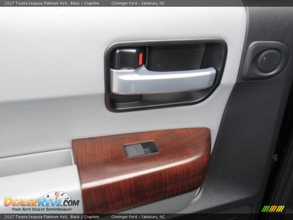 2017 Toyota Sequoia Platinum 4x4 Black / Graphite Photo #11