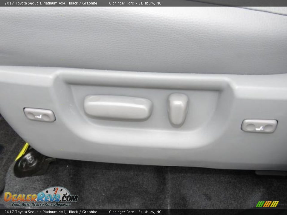 2017 Toyota Sequoia Platinum 4x4 Black / Graphite Photo #14