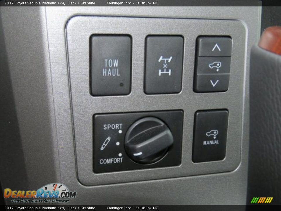 Controls of 2017 Toyota Sequoia Platinum 4x4 Photo #21