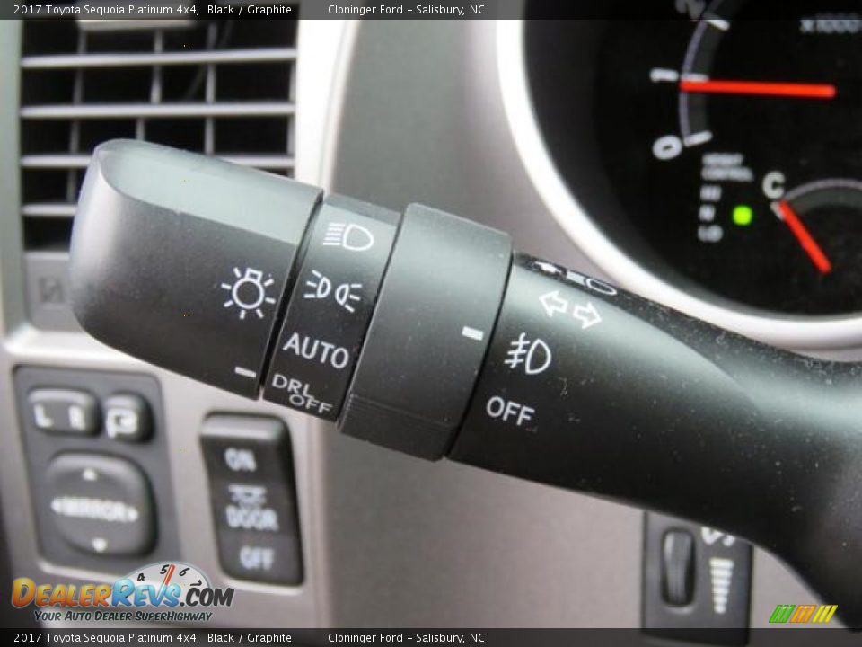 Controls of 2017 Toyota Sequoia Platinum 4x4 Photo #24