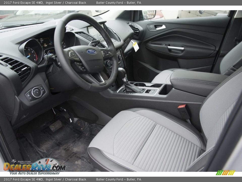 2017 Ford Escape SE 4WD Ingot Silver / Charcoal Black Photo #6